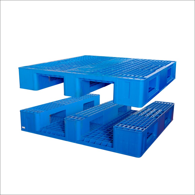 托盘模具11